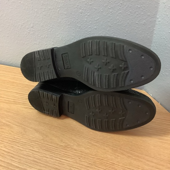 Bos. & Co “Black & Silver Ankle” - Picture 7 of 9